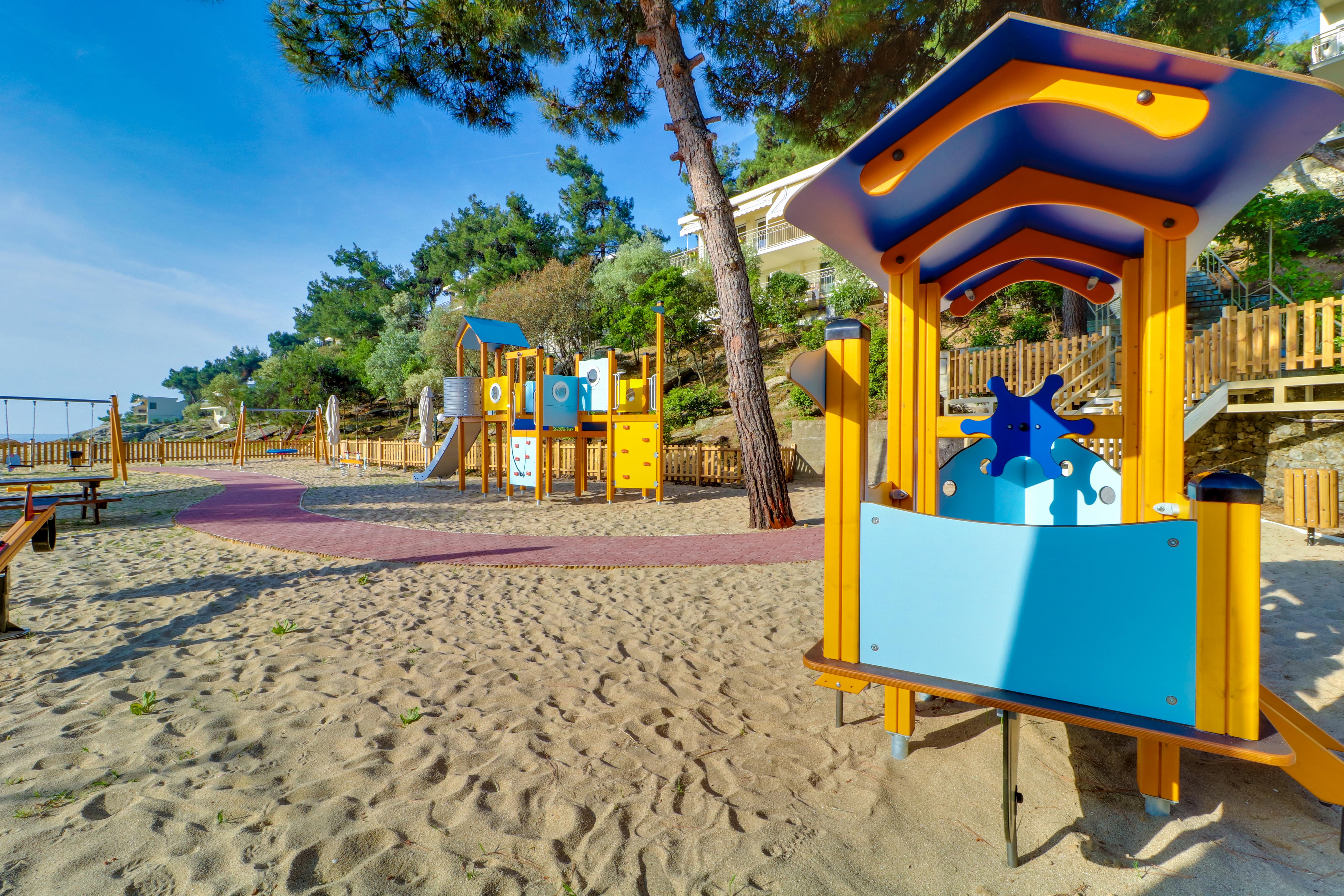 Tosca Beach Hotel Palaiontsiflikion Ngoại thất bức ảnh