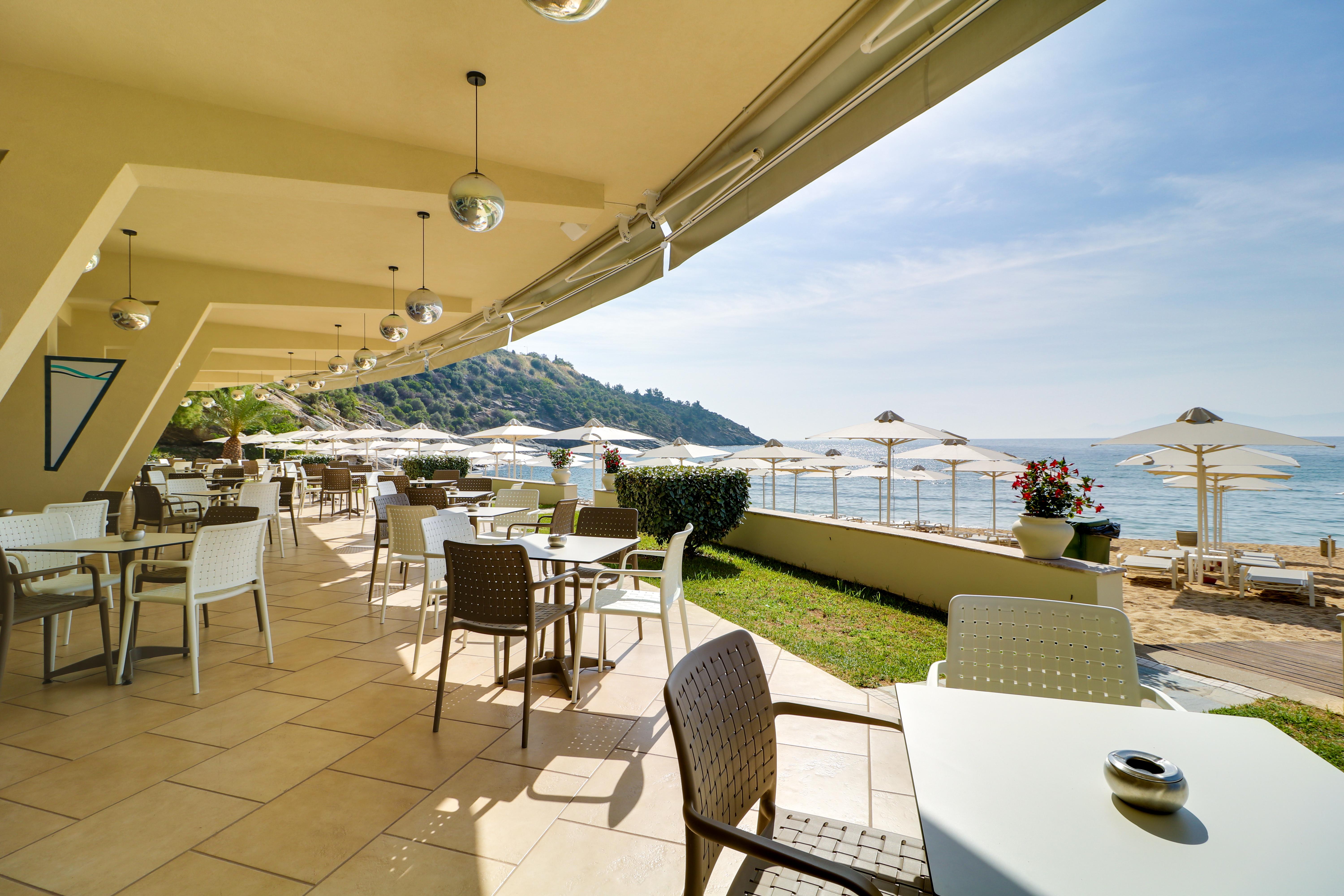 Tosca Beach Hotel Palaiontsiflikion Ngoại thất bức ảnh