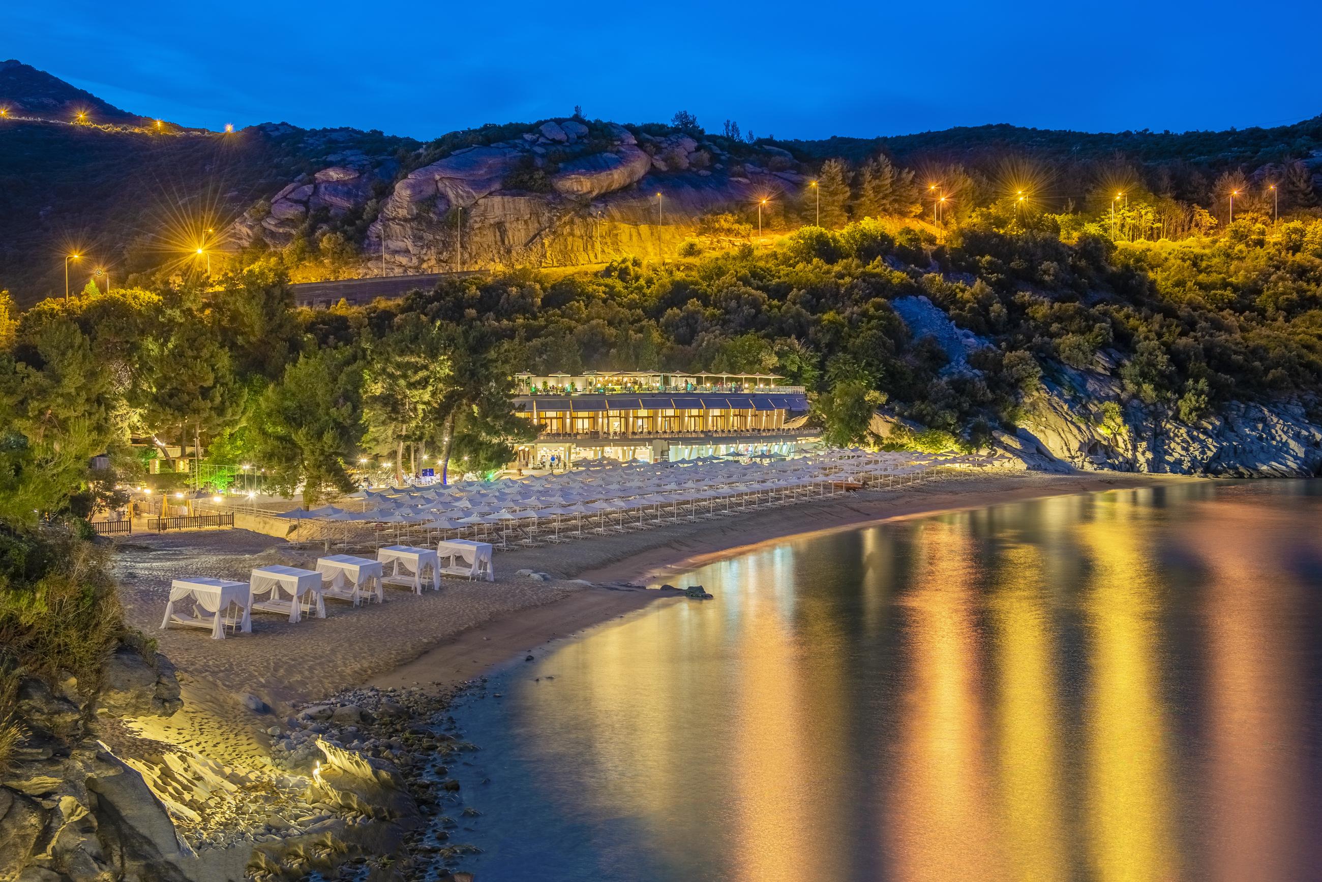 Tosca Beach Hotel Palaiontsiflikion Ngoại thất bức ảnh