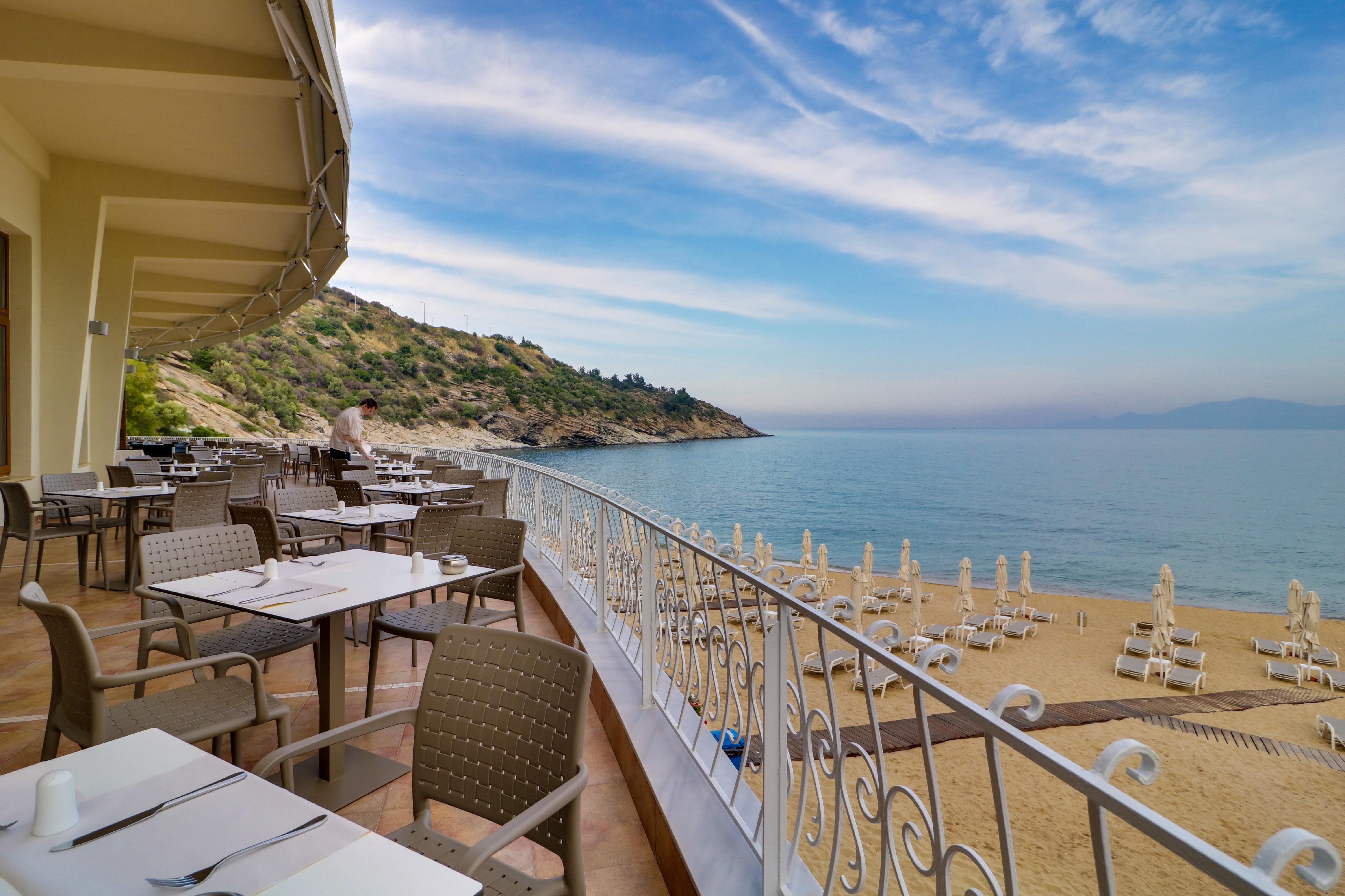 Tosca Beach Hotel Palaiontsiflikion Ngoại thất bức ảnh